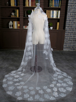In Stock:Ship in 48 Hours Fashion Bride White Tulle Pearls Flower Wedding Veil