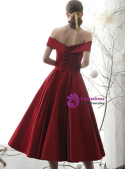 Fashionable Burgundy Satin Off the Shoulder Tea Length Short Prom Dress With Button 2020