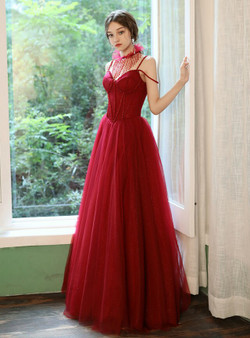 Fashionable Burgundy Tulle Spaghetti Straps Beading Long Prom Dress 2020