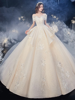 Beautiful Off The Shoulder Appliques Tulle White Pleats Wedding Dress
