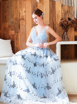 Exquisite In Stock:Ship in 48 Hours Light Blue Tulle V-neck Appliques Embridery Prom Dress