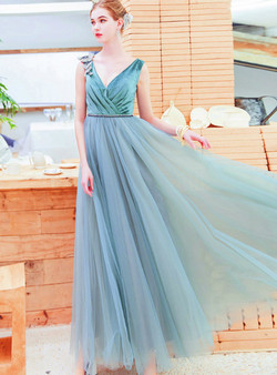 Fashion In Stock:Ship in 48 Hours Green Tulle V-neck Pleats Appliques Long Prom Dress