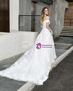 Beautiful White Tulle Lace Appliques Off the Shoulder Beading Wedding Dress With Train