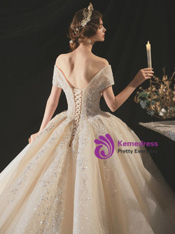 Fashionable Champagne Tulle Sequins Off the Shoulder Beading Wedding Dress
