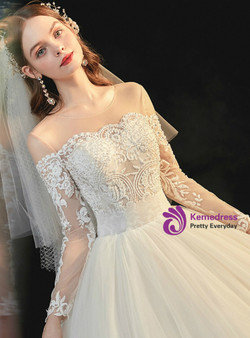Dramatic Ivory White Long Sleeve Backless Tulle Beading Wedding Dress