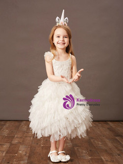 Modest White Tulle Spaghettti Straps Tiers Flower Girl Dress