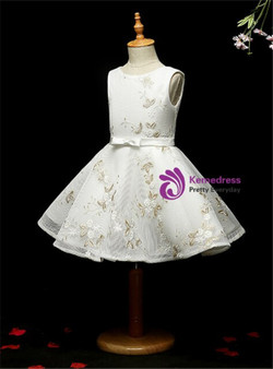 Elegance White Tulle Embrodiery Knee Length Flower Girl Dress