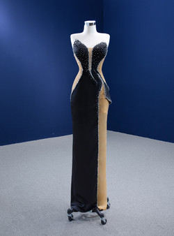 Black Sheath Strapless Beading Crystal Prom Dress