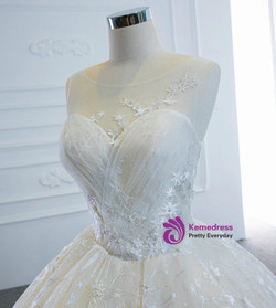 Ivory Ball Gown Tulle Lace Pleats Wedding Dress