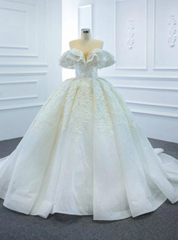White Ball Gown Tulle Lace Beading Wedding Dress
