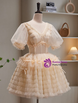 Champagne Tulle V-neck Puff Sleeve Pleats Homecoming Dress