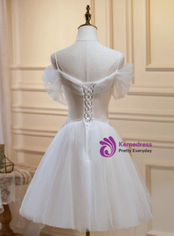 Ivory Tulle Spaghetti Strapls Pleats Pealrs Homecoming Dress