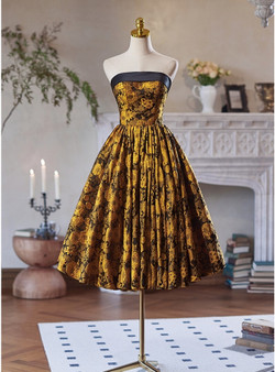 Fashion Black Yellow Print Strapless Homecoming Dress