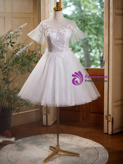 White Tulle Appliques Pearls Homecoming Dress White Tulle Appliques Pearls Homecoming Dress