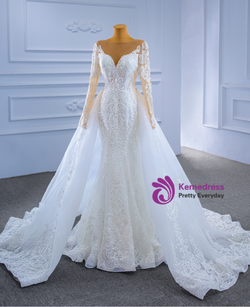 White Tulle Lace Long Sleeve Wedding Dress With Detachable Train