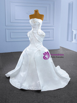 White Mermaid Satin Strapless Wedding Dress White Mermaid Satin Strapless Wedding Dress