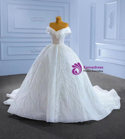 Ball Gown White Tulle Sequins Off the Shoulder Beading Wedding Dress