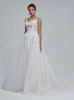 White Tulle Spaghetti Straps 3D Appliques Wedding Dress