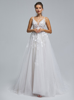 White Spaghetti Straps Backless Appliques Wedding Dress