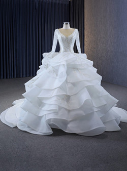 Ball Gown Long Sleeve White Tiers Sequins Wedding Dress