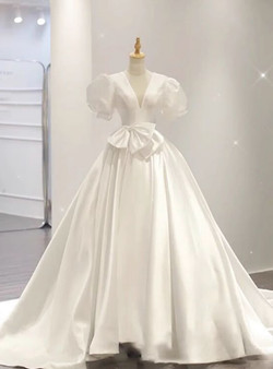 A-Line White Satin V-neck Puff Sleeve Bow Wedding Dress