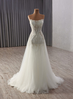White Tulle Strapless Sequins Wedding Wedding Dress