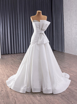 White Satin Strapless Beading Bow Pleats Wedding Dress