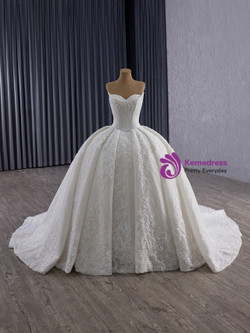 White Tulle Strapless Lace Appliques Beading Wedding Dress