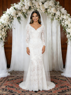 White Mermaid Lace Long Sleeve Wedding Dress