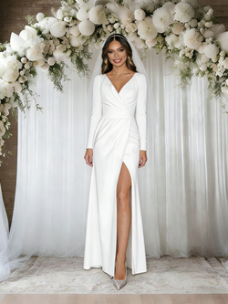 White Long Sleeve V-neck Pleats Wedding Dress