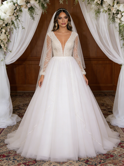 White Tulle V-neck Long Sleeve Wedding Dress