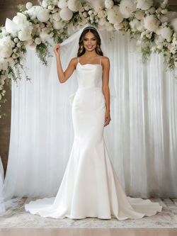 White Mermaid Spaghetti Straps Wedding Dress