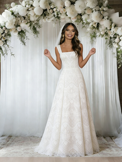 White Lace Straps Sleeveless Wedding Dress