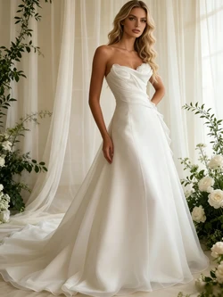 White Tulle Strapless Pleats Wedding Dress