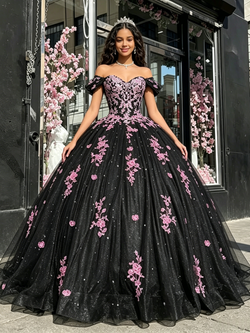 Black Tulle Off the Shoulder Appliques Quinceanera Dress