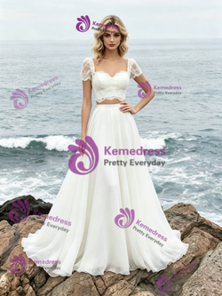 Champagne Tulle Appliques Cap Sleeve Wedding Dress