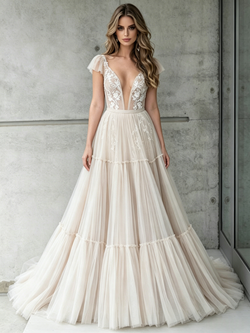 Ivory Tulle Lace V-neck Wedding Dress