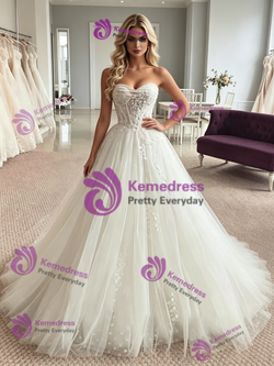 Sexy White Tulle Strapless Appliques Wedding Dress