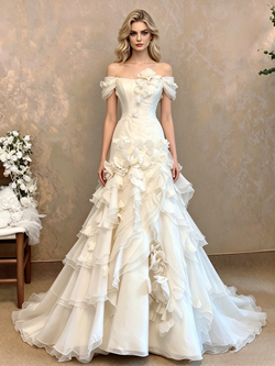 Fashion White Tulle Strapless Flower Wedding Dress