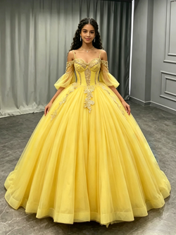 Yellow Tulle Straps Puff Sleeve Appliques Quinceanera Dress