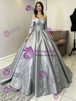 Gray Long Sleeve Appliques Quinceanera Dress