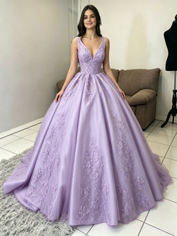 Purple Tulle Appliques Quinceanera Dress