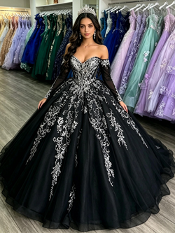 Black Tulle Long Sleeve Appliques Quinceanera Dress