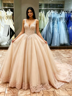 Champagne V-neck Appliques Quinceanera Dress