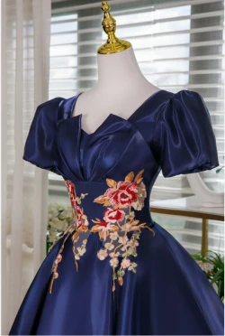 Navy Blue Puff Sleeve Appliques Homecoming Dress