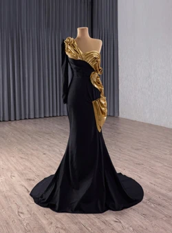 Black Mermaid One Shoulder Long Sleeve Pleats Prom Dress