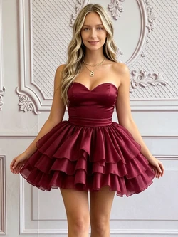 Burgundy Tulle Strapless Tiers Homecoming Dress