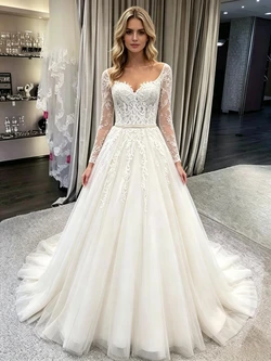 White Tulle Long Sleeve Appliques Wedding Dress