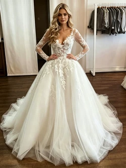 White Tulle Lace Appliques Long Sleeve Wedding Dress