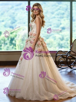 Ivory Tulle Straps Appliques Wedding Dress